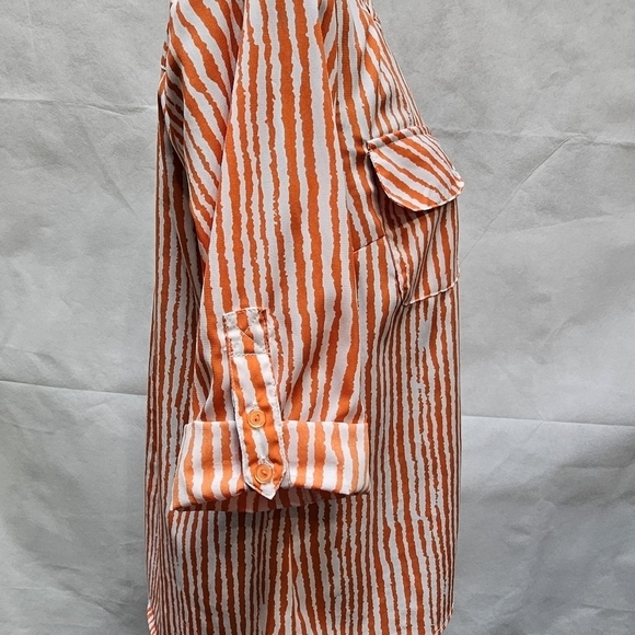 Notations Stripped Orange & White Button Up Top 97% Polyester 3% Spandex Sz S - Picture 4 of 8
